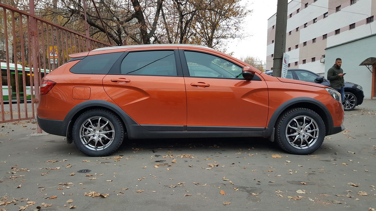 Кросс кик. 1 et41 дарк платинум. Кросс кик. 5 черный. 000xr17 4x100 dia60.