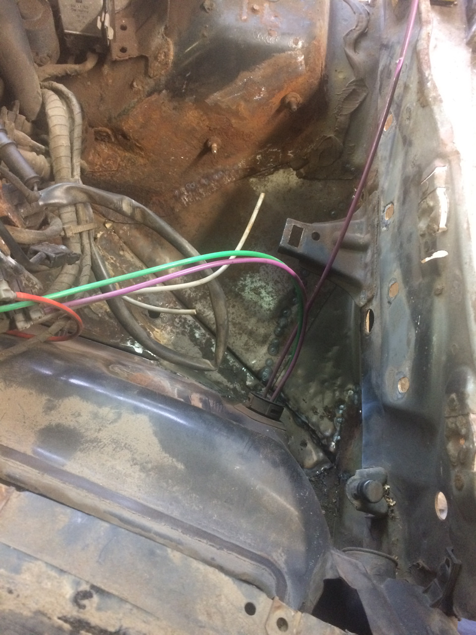 Клапан омывателя тойота — Skoda Octavia A5 Mk2, 1,6 л, 2011 года ...