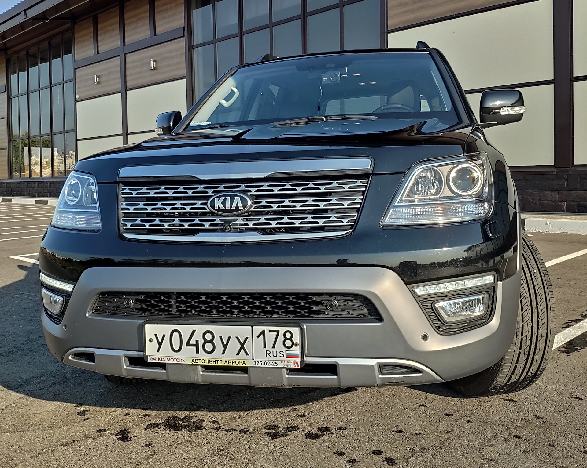 Кия 5 букв. Kia Mohave 2031. Mohave Grill. Kia Mohave Restail led. Мохаве большой кореец.