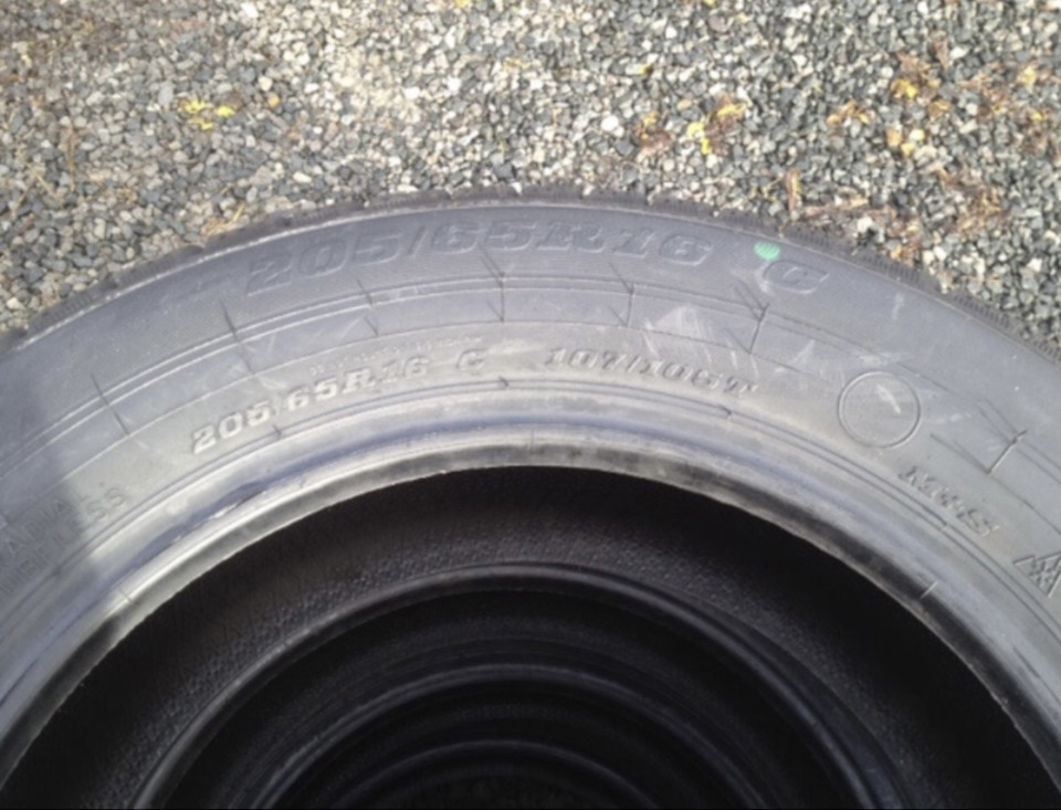 Шины всесезонные Dunlop 205/65 R16 на Volkswagen Caravelle (T5 ...