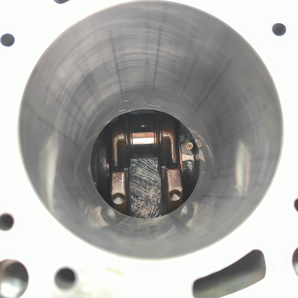 наборное маслосъемное 2 цилиндр без поршня — свежий хон — Lada 21083