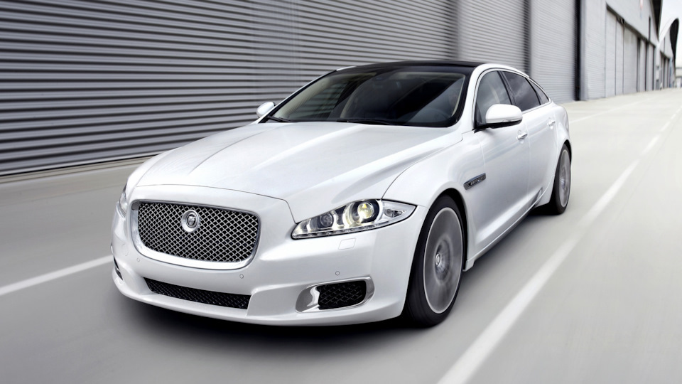 2014 Jaguar XJR: Full Details On The Executive Super-Sedan