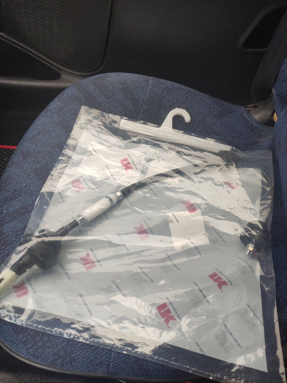 Регулировка клапанов и замена тросика сцепления. — Peugeot 206, 1,1 л ...