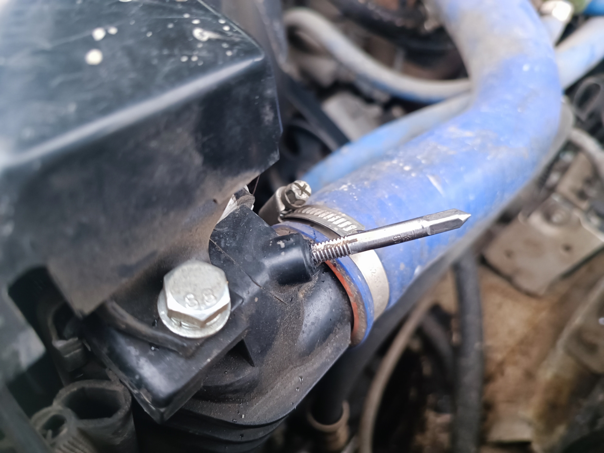 Штуцер радиатора — УАЗ Patriot, 2,7 л, 2018 года | своими руками | DRIVE2