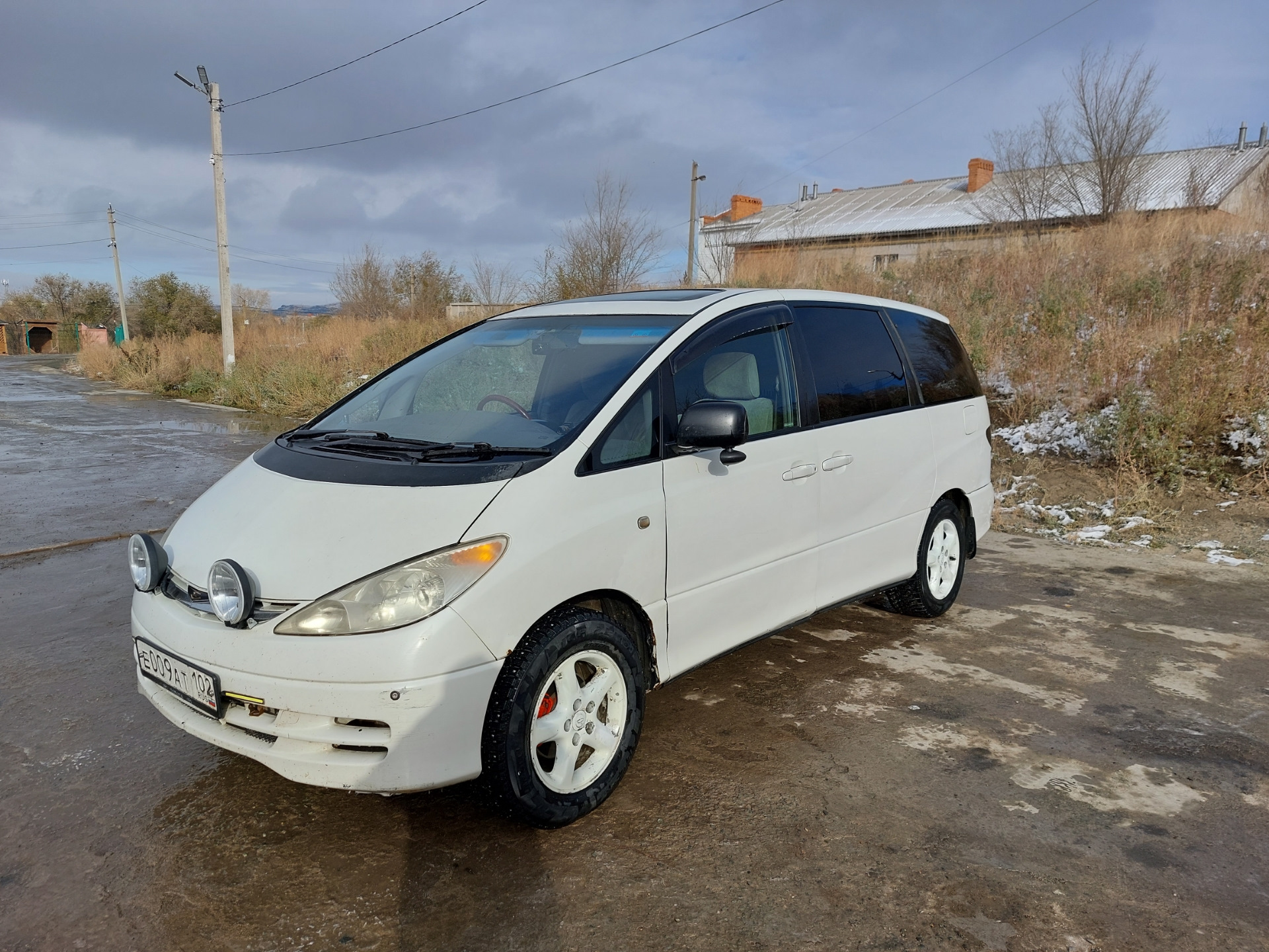 Toyota Estima II