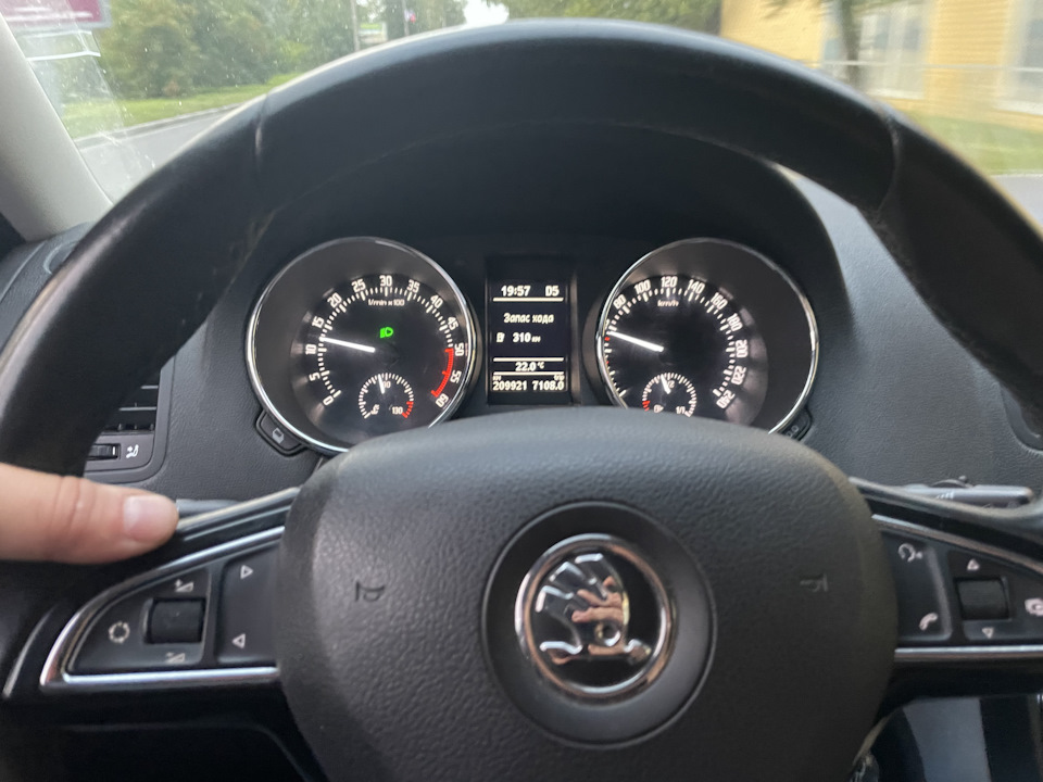 Замена масла, воздушного фильтра двигателя, салона. Замена лампочки ...