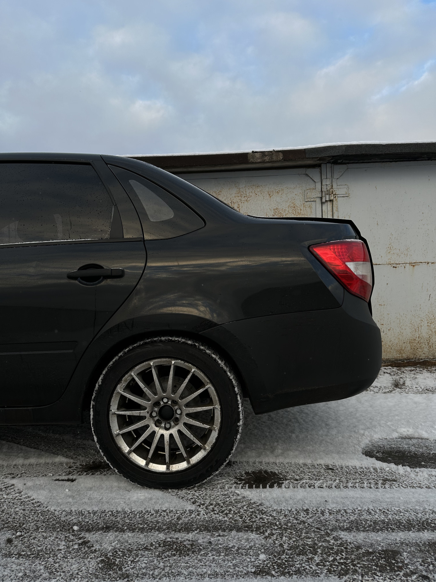 Взбодрили гранту — Lada Гранта, 1,6 л, 2014 года | шины | DRIVE2