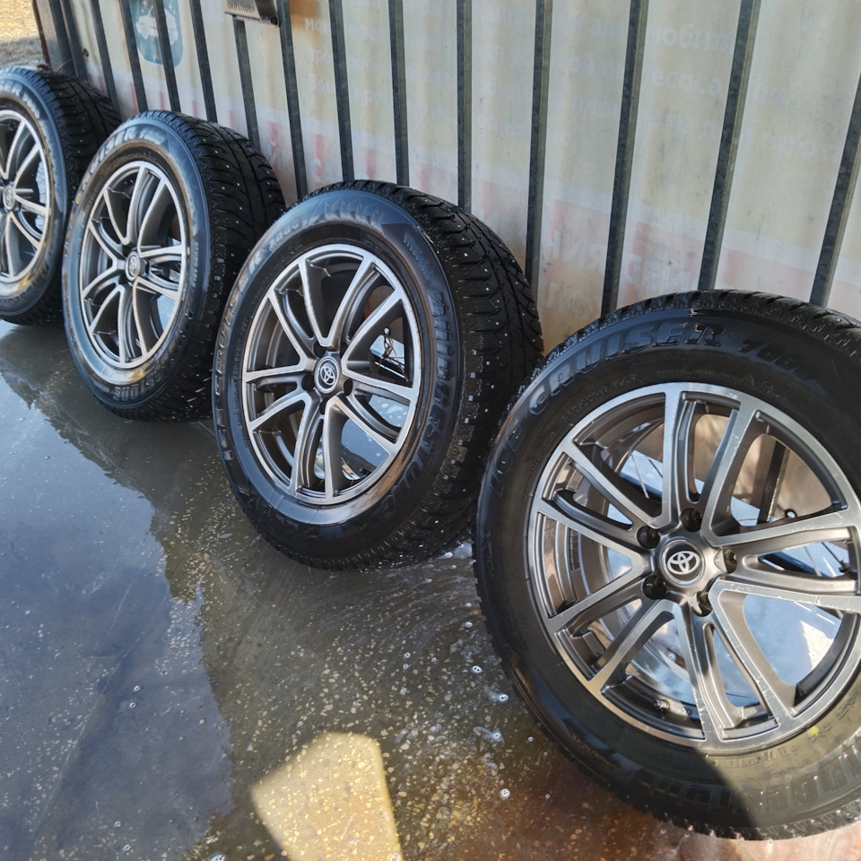 Шины зимние шипованные Bridgestone 225/65 R17, литые диски Enkei 7Jx17 ...