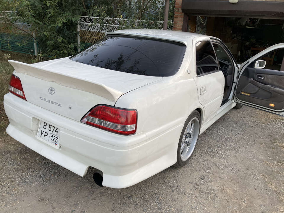 Soft99 The King of Gloss для светлых оттенков кузова полироль ...