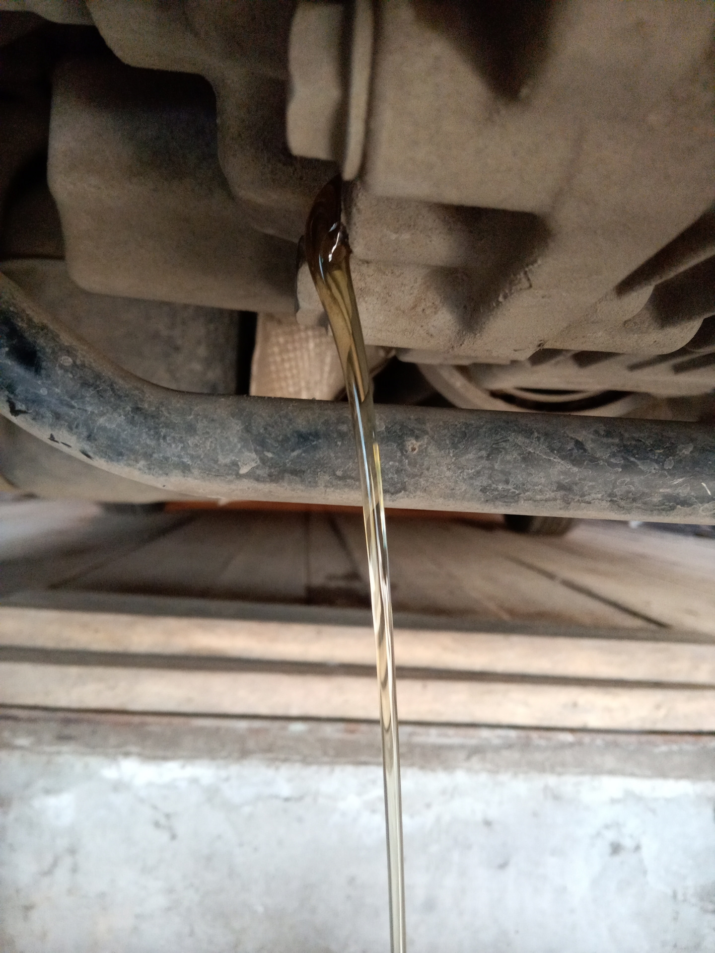 Замена масла в Халдекс — Skoda Kodiaq, 1,4 л, 2018 года | своими руками ...