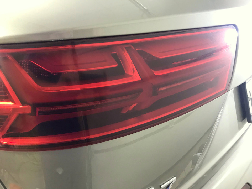 Привёл в порядок задние фонари — Audi Q7 (2G), 3 л, 2016 года | своими ...