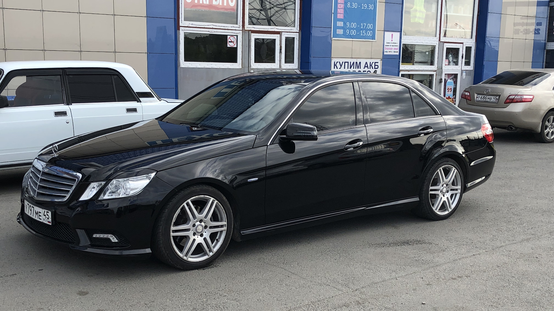 Mercedes-Benz E-class (W212) 1.8 бензиновый 2011 | е200 cgi на DRIVE2