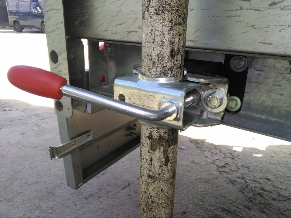 Фото в бортжурнале Nissan Patrol GR II (Y61)