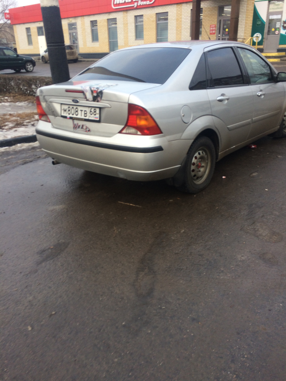 Спустя 5 лет случайно встретил свою бывшую машину. — Ford Focus I Sedan,  1,8 л, 2004 года | встреча | DRIVE2