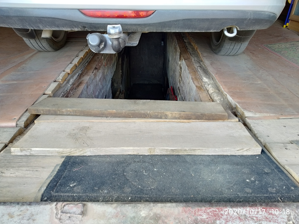 Протекло. + подтянул ручник. — Lada Гранта лифтбек, 1,6 л, 2015 года ...