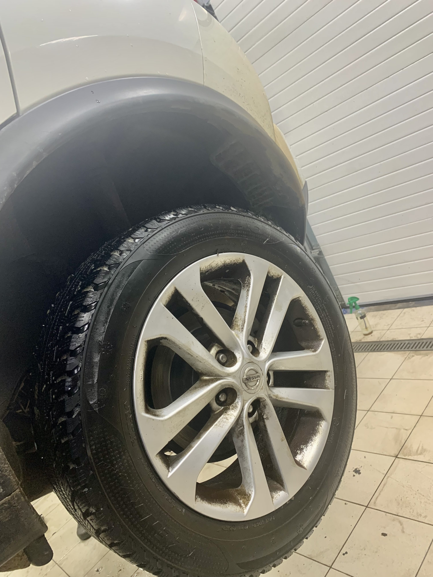 Задние тормозные колодки Hi-Q — Nissan Juke (1G), 1,6 л, 2012 года ...