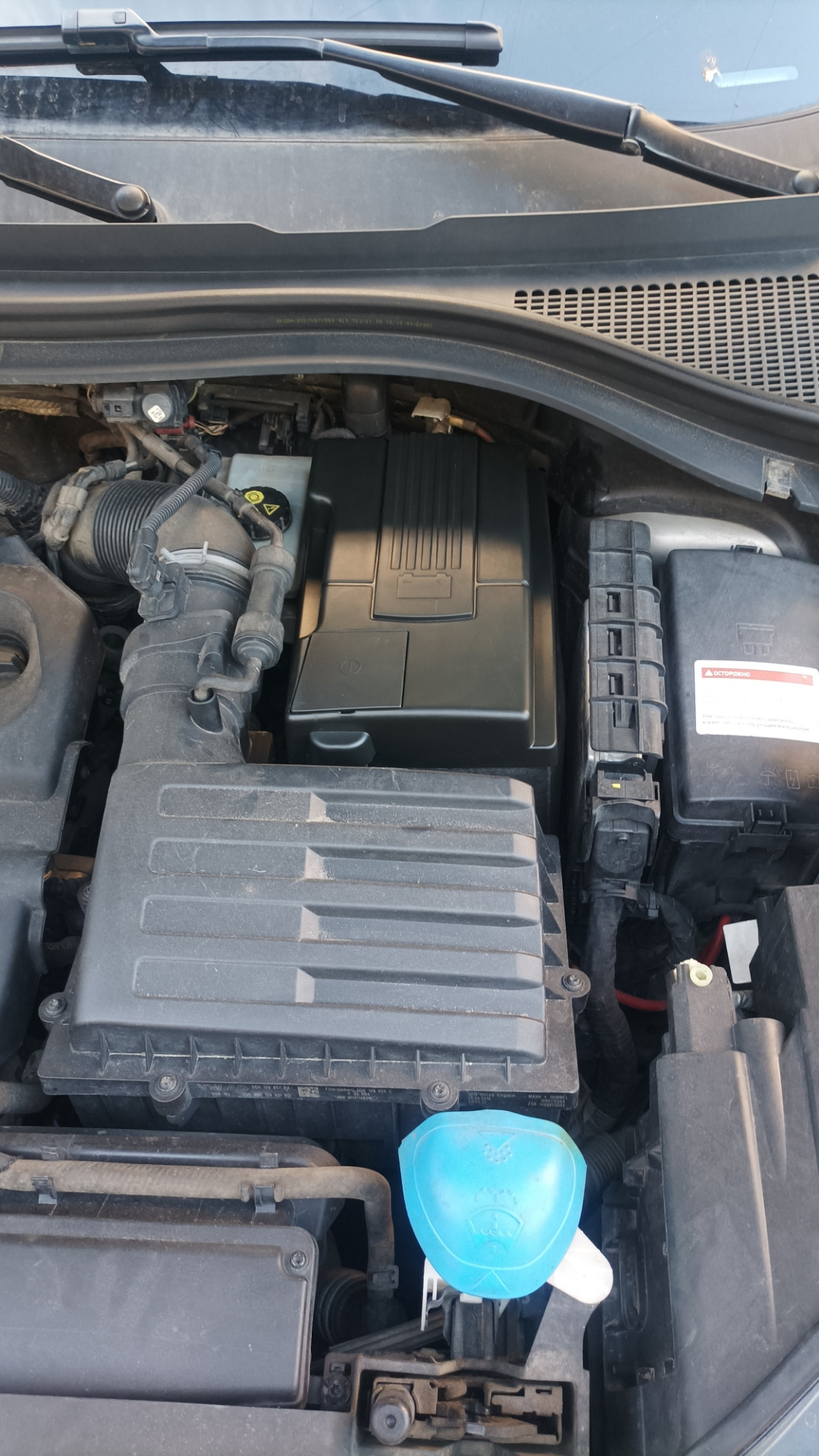 Крышка акб с алиэкспресса — Skoda Kodiaq, 2 л, 2018 года | своими ...