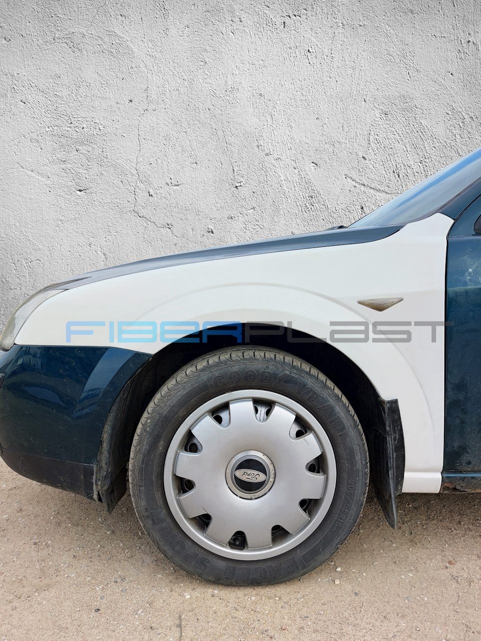 Примерка крыльев из стеклопластика для Ford Mondeo III (2000–2007) —  Fiberplast на DRIVE2