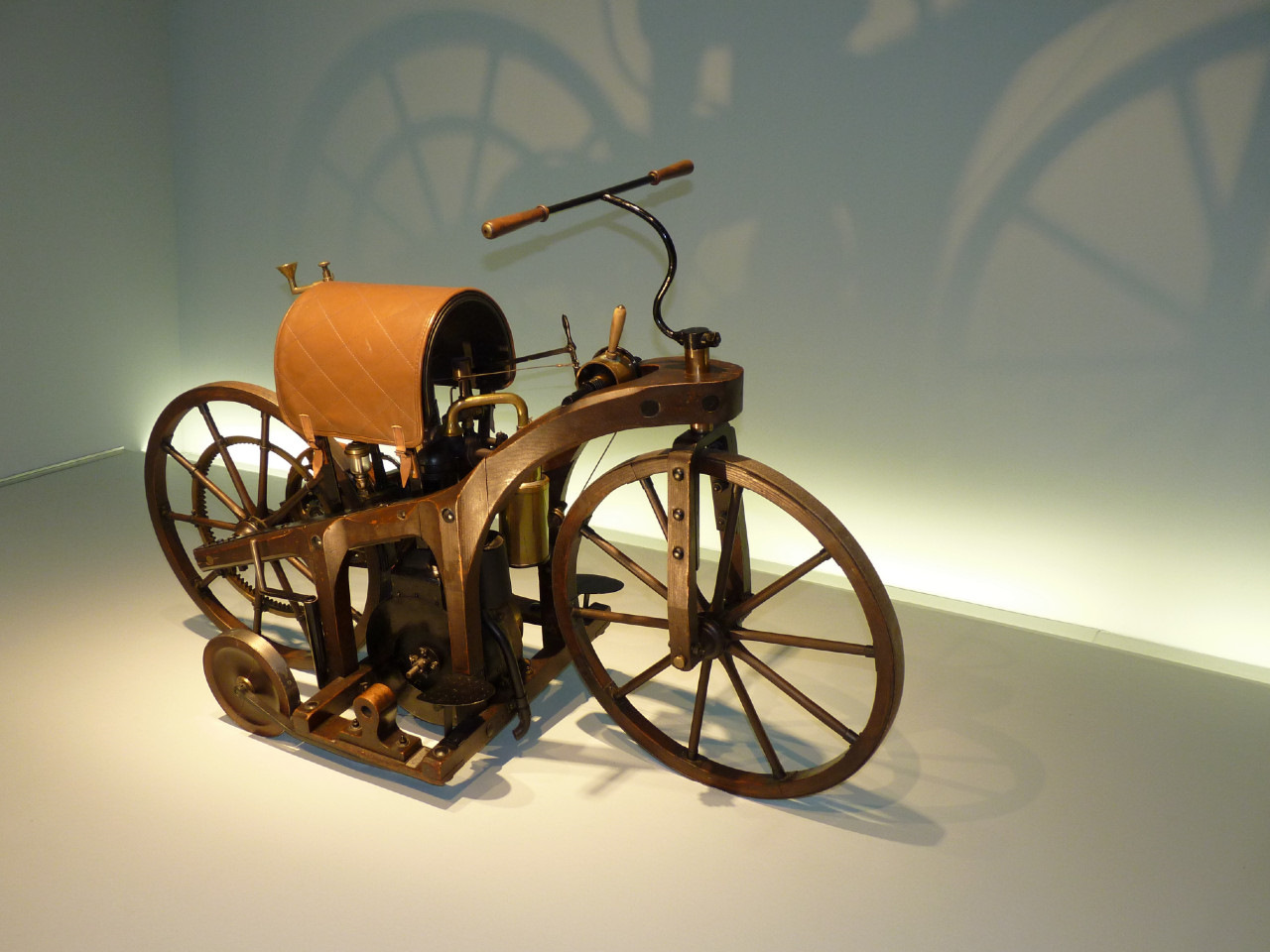 Музей Mercedes-Benz — Часть 2. 1885-1894 — DRIVE2