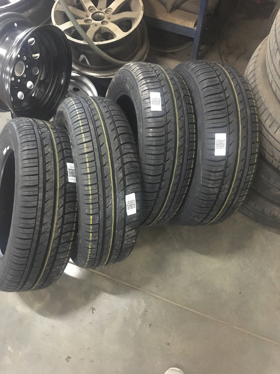 Покупка новых летних шин — Lada Калина 2 универсал, 0,8 л, 2013 года ...