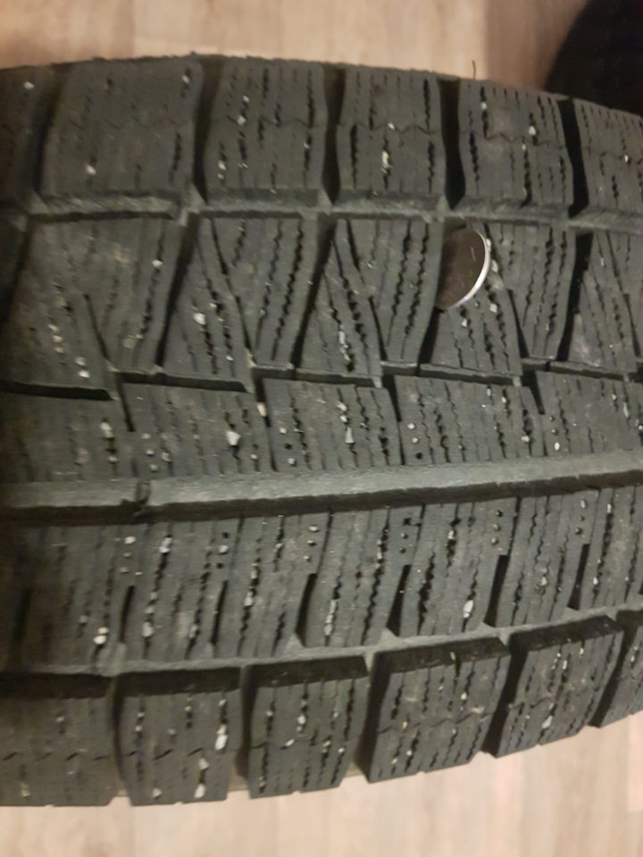Шины зимние нешипованные Bridgestone 215/55 R16 на Peugeot 308 (1G ...