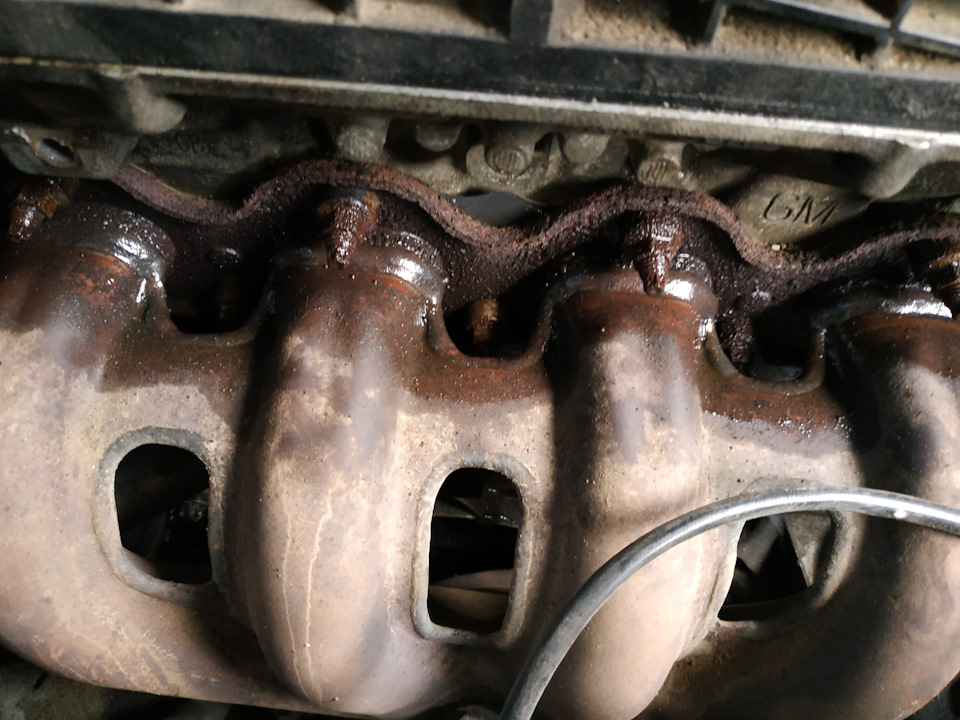 Замена прокладок теплообменника . — Opel Astra H, 1,6 л, 2009 года ...