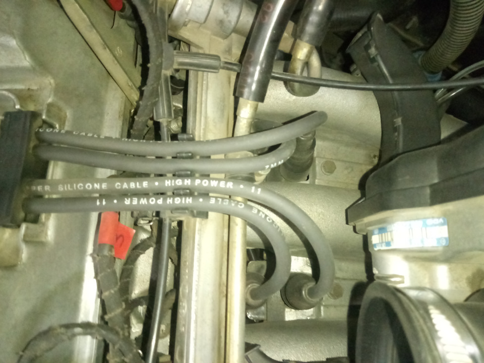 Замена ВВ проводов — Mercedes-Benz E-class (W124), 2 л, 1992 года ...