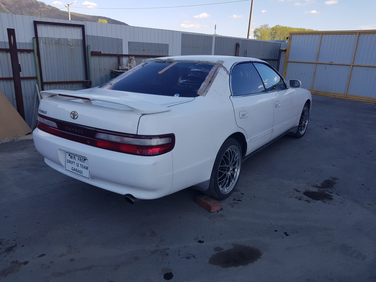 Чайзер 90. Toyota Chaser 90. Чайзер 90 кузов. Спойлер Toyota Chaser 90. Тойота Чайзер 90 года.