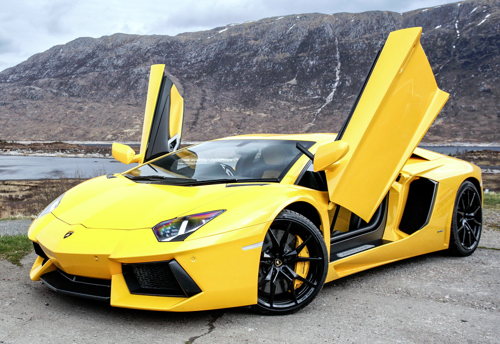 Lamborghini Aventador 2008