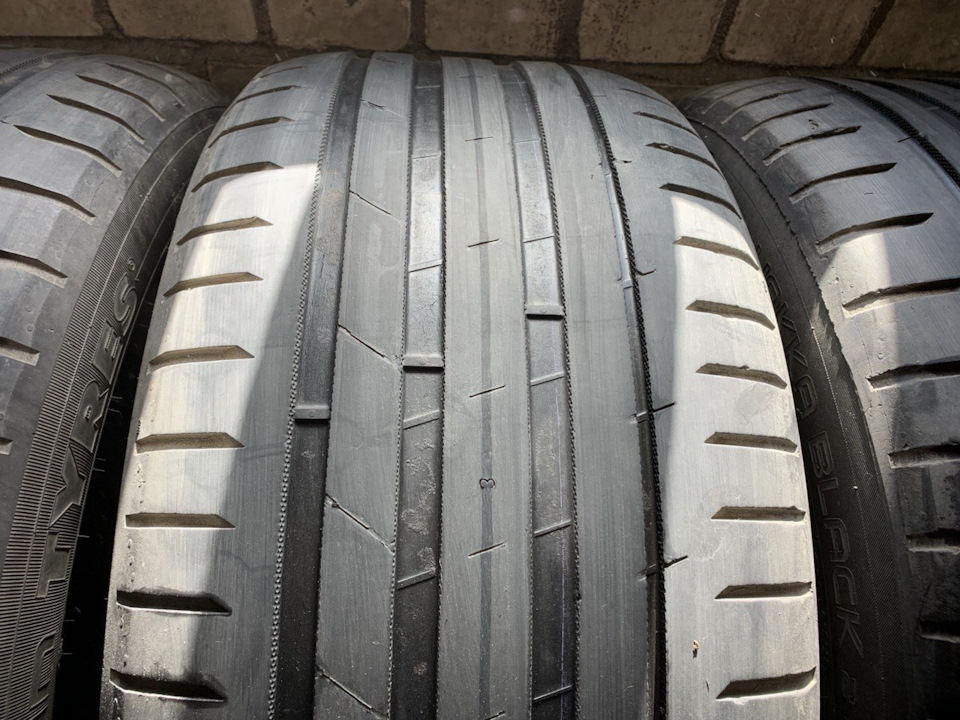 Шины летние Nokian 265/50 R19 на Porsche Cayenne (2G) 958, Volkswagen ...