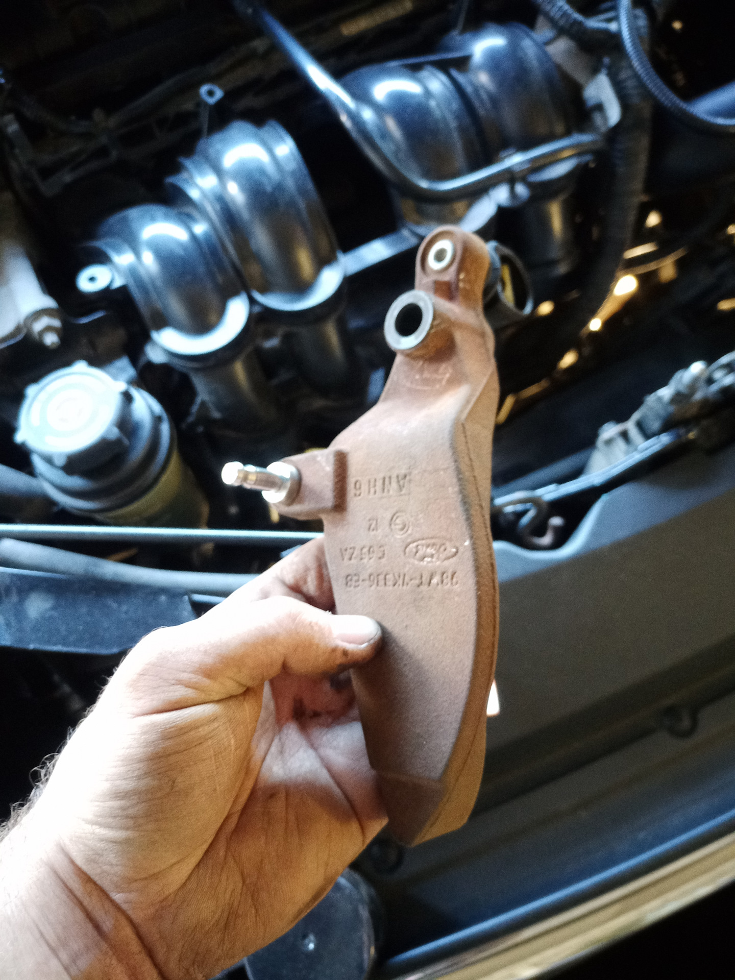 №38. Туго переключаются передачи КПП — Ford Focus II Sedan, 1,6 л, 2006 ...