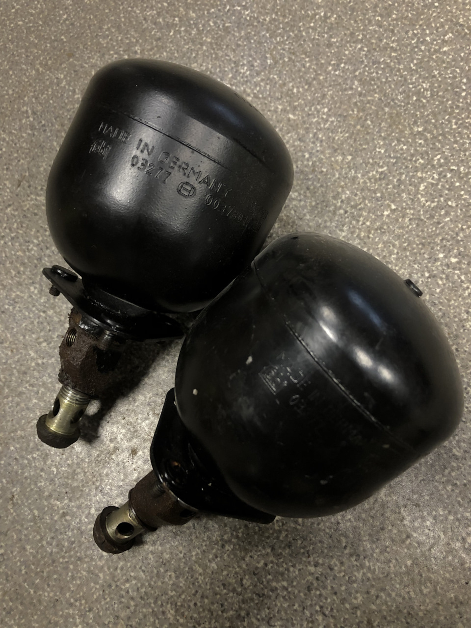 Замена гидроаккумулятора w124 — Mercedes-Benz E-class Estate (S124), 2 ...