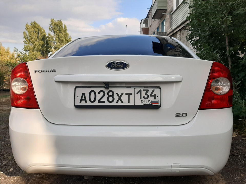 Что творится под масляной крышкой + Аксесуар — Ford Focus II Sedan, 2 л ...