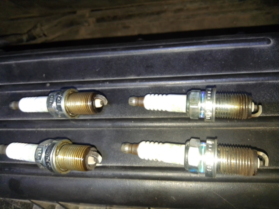 Подтраивает двигатель :'( — KIA Rio (1G), 1,5 л, 2001 года | поломка ...