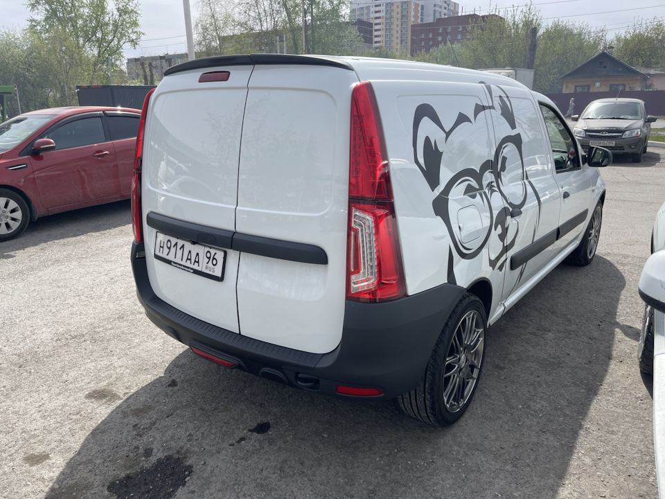 Фото в бортжурнале Lada Largus Фургон