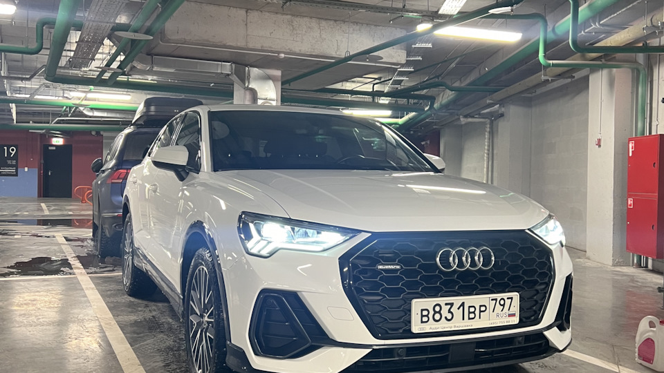 Audi Q3 Sportback УМКА))