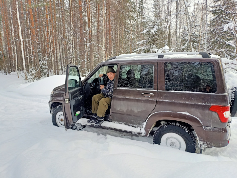 УАЗ vs МПС: как паджеровод на Патриоте ездил по лесу — «Вне дорог» на ...
