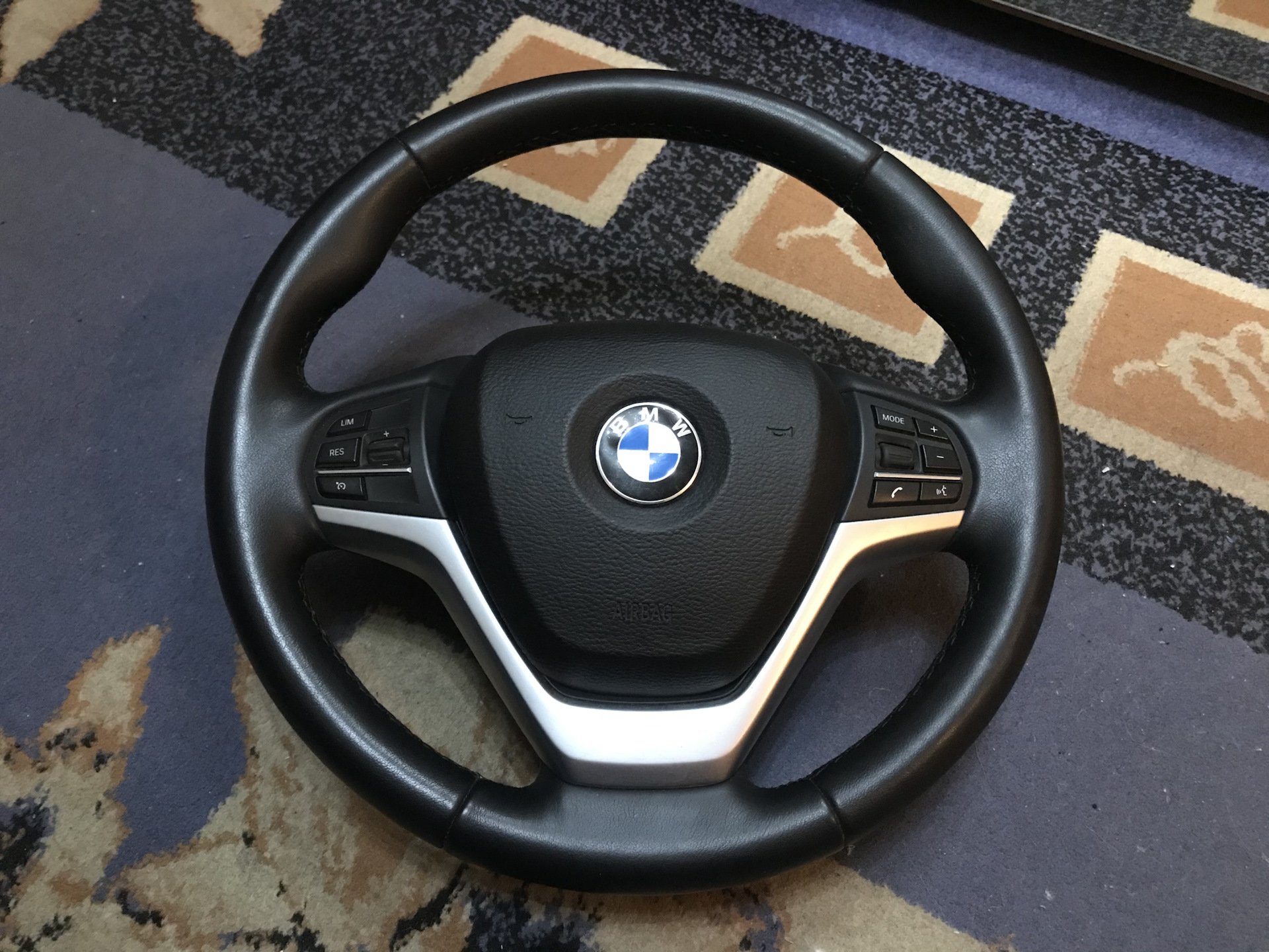 Руль bmw f25