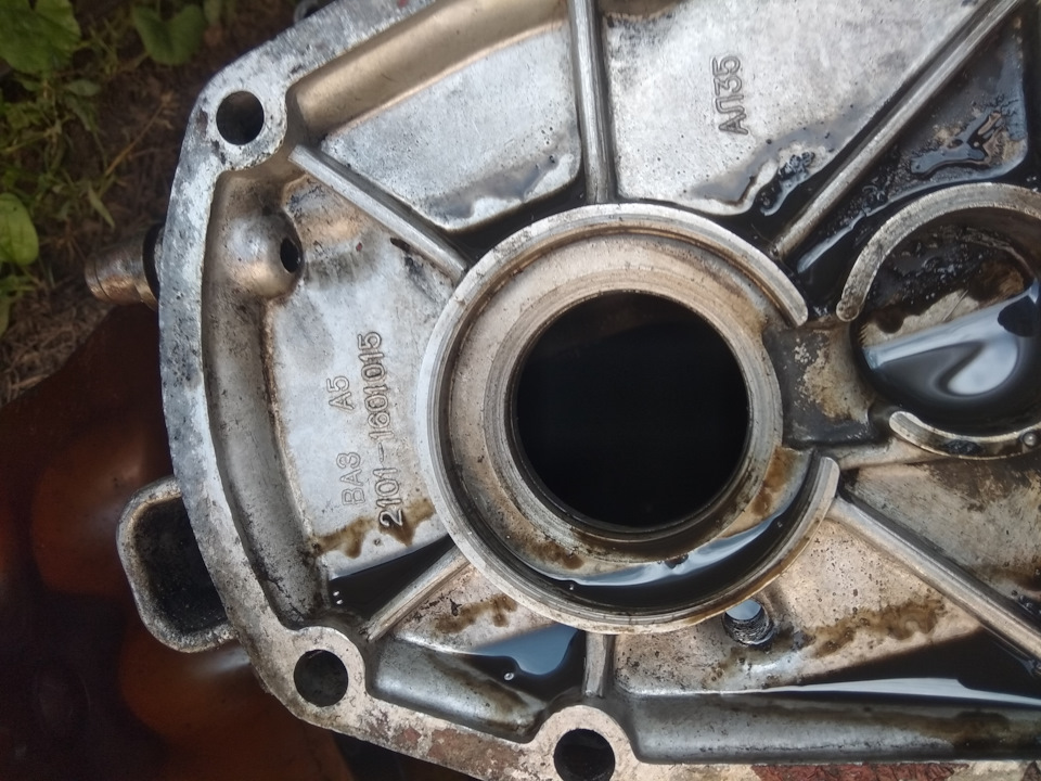 У старого нету ни пропила, ни перегородки — Lada 2120 Надежда