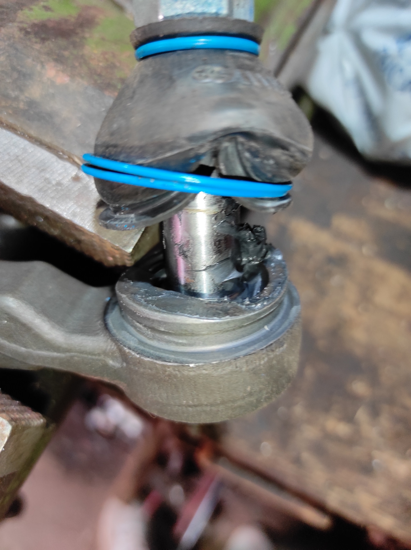 Рулевые наконечники и пыльники рулевой рейки — Renault Laguna II, 2 л ...