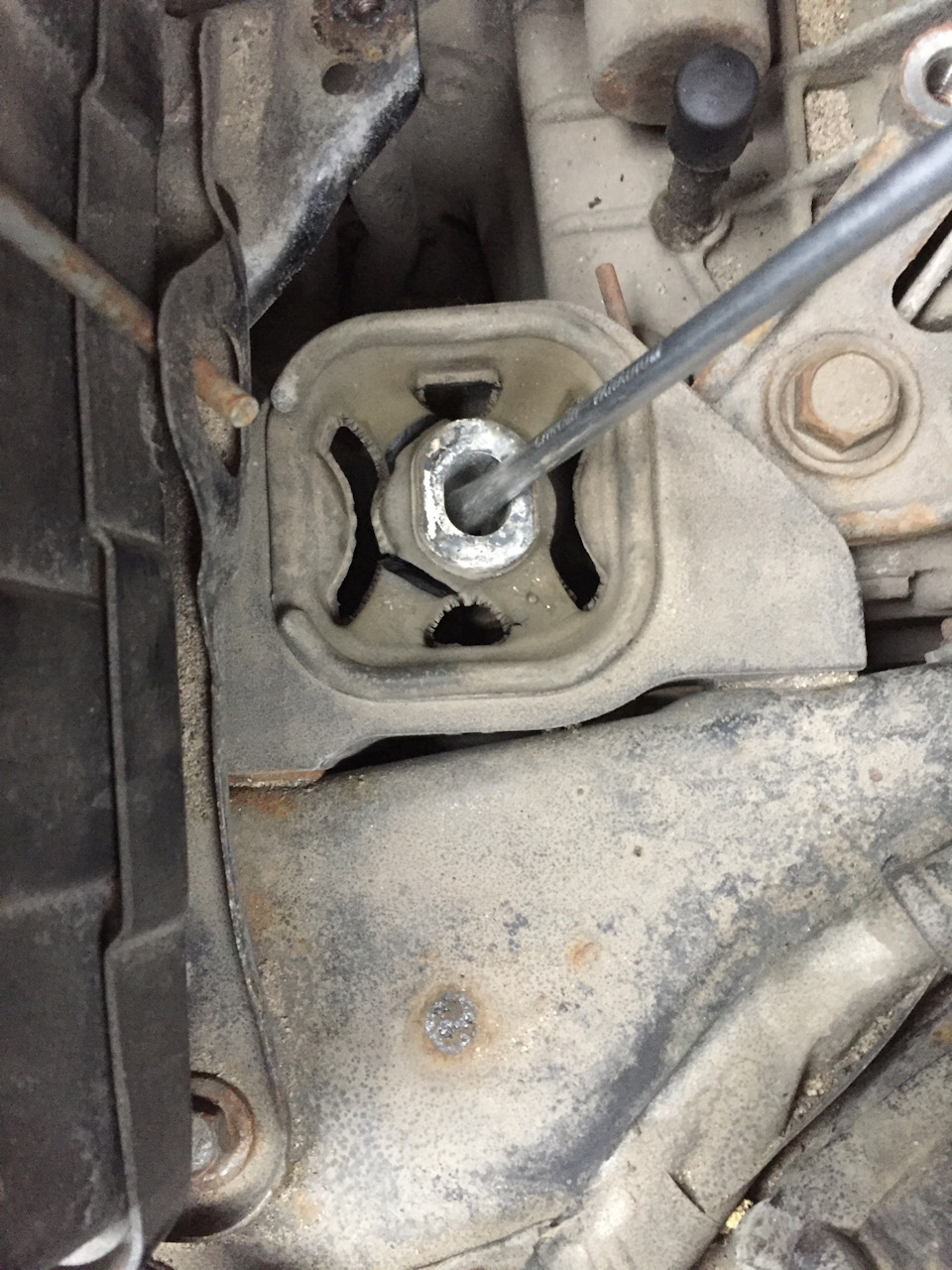 Замена верхней подушки акпп LynxAuto — DRIVE2