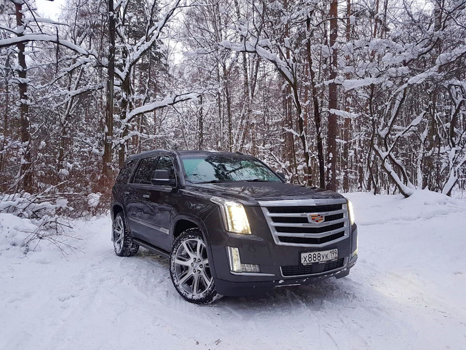 Cadillac escalade третьего поколения минусы