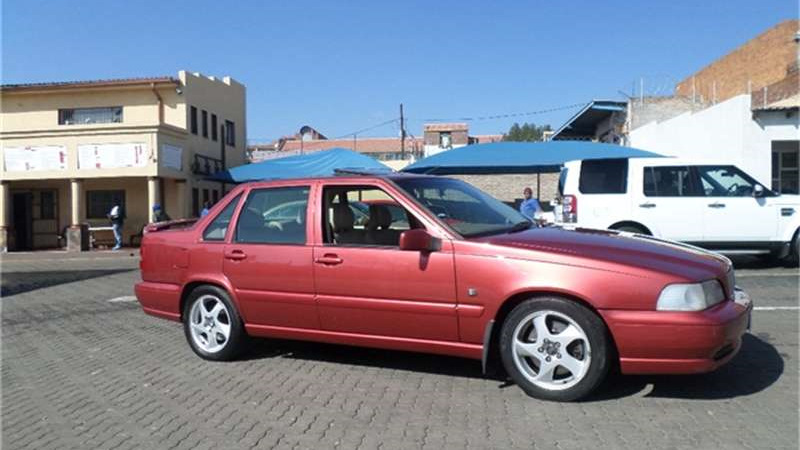 Volvo S70 R 2.3 бензиновый 1998 | S70T5 на DRIVE2