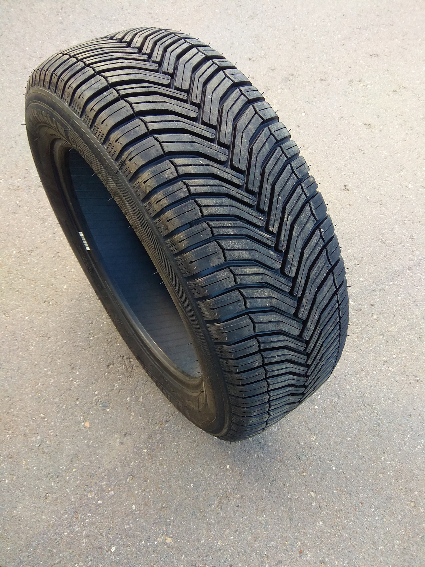 Купить Мишлен Кросс Климат 185 60 Р14