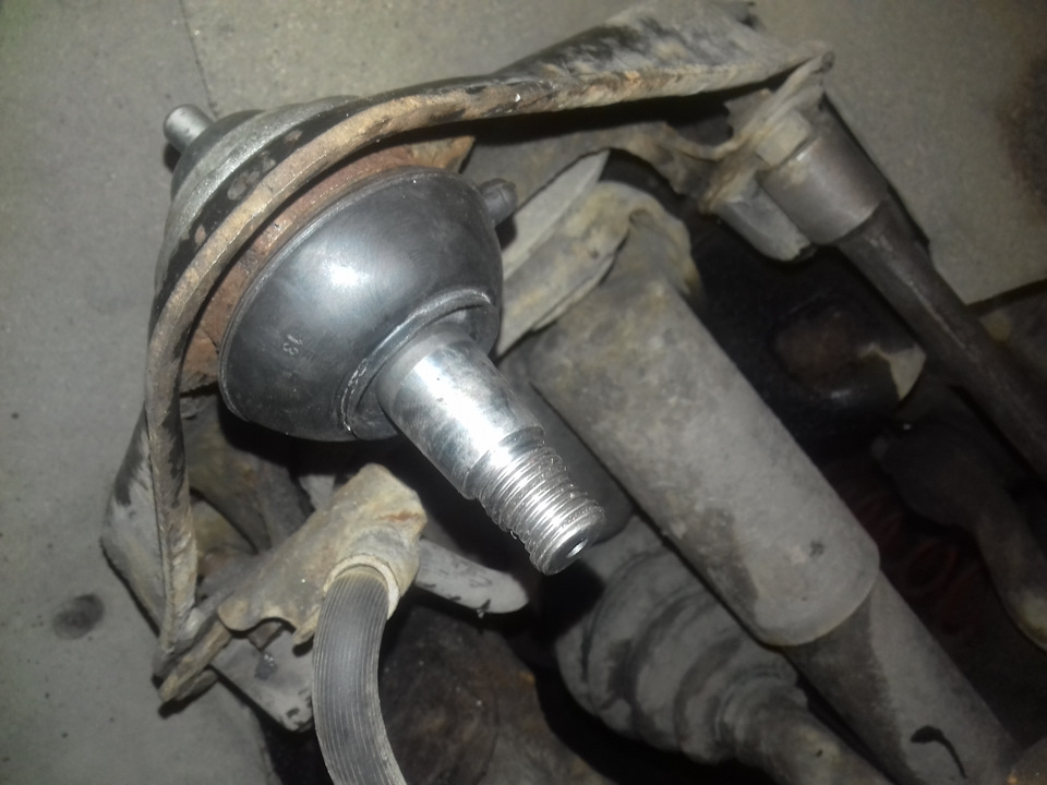 Не забудьте додавить пыльник пальцами с конуса — Hyundai Galloper