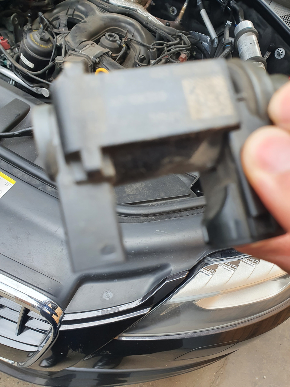 Обрыв цепи клапана контура ОЖ головки блока цилиндров — Audi Q7 (1G), 3 ...