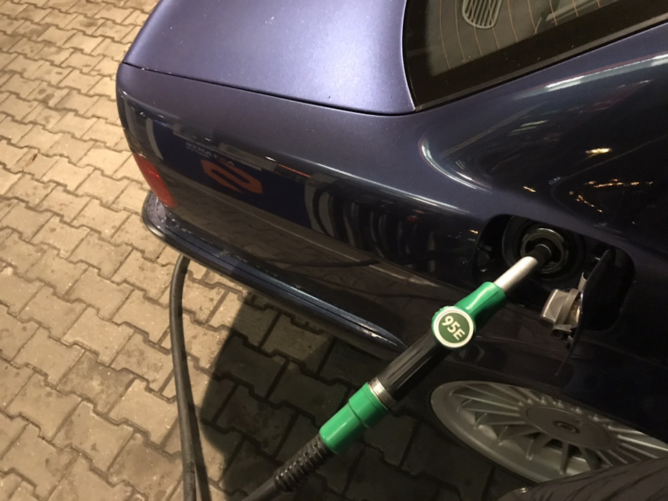 двойное проникновение — BMW 7 series (E38)