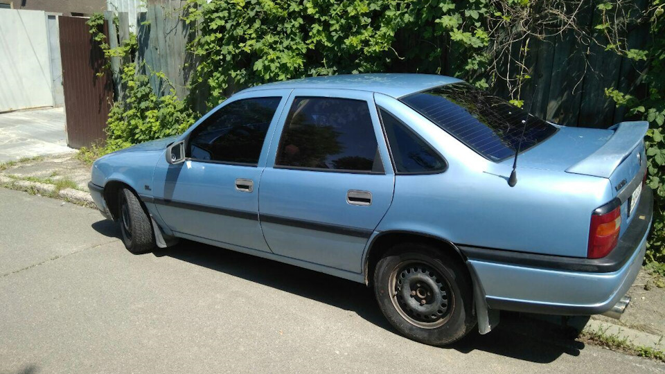 Нужна помощь! Заклинило руль и замок зажигания! — Opel Vectra A, 1,6 л ...