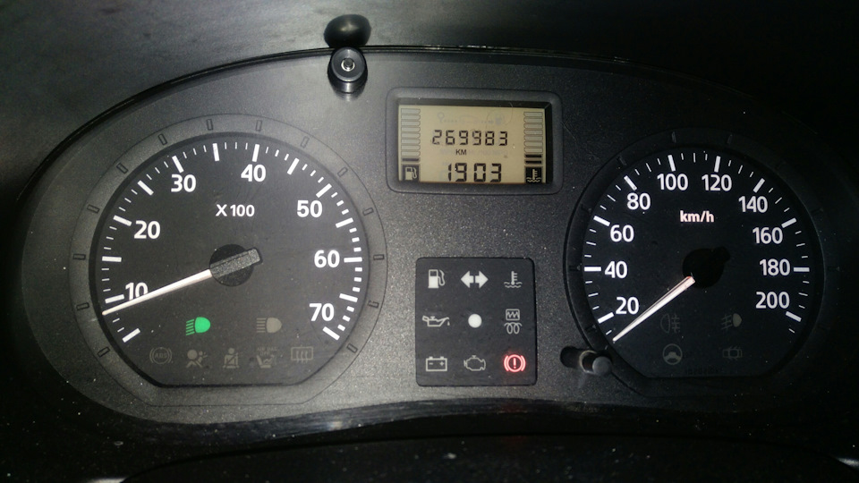 Замена шторок ксеноновых фар мазда 3 — Mazda 3 (1G), 1,6 л, 2008 года ...