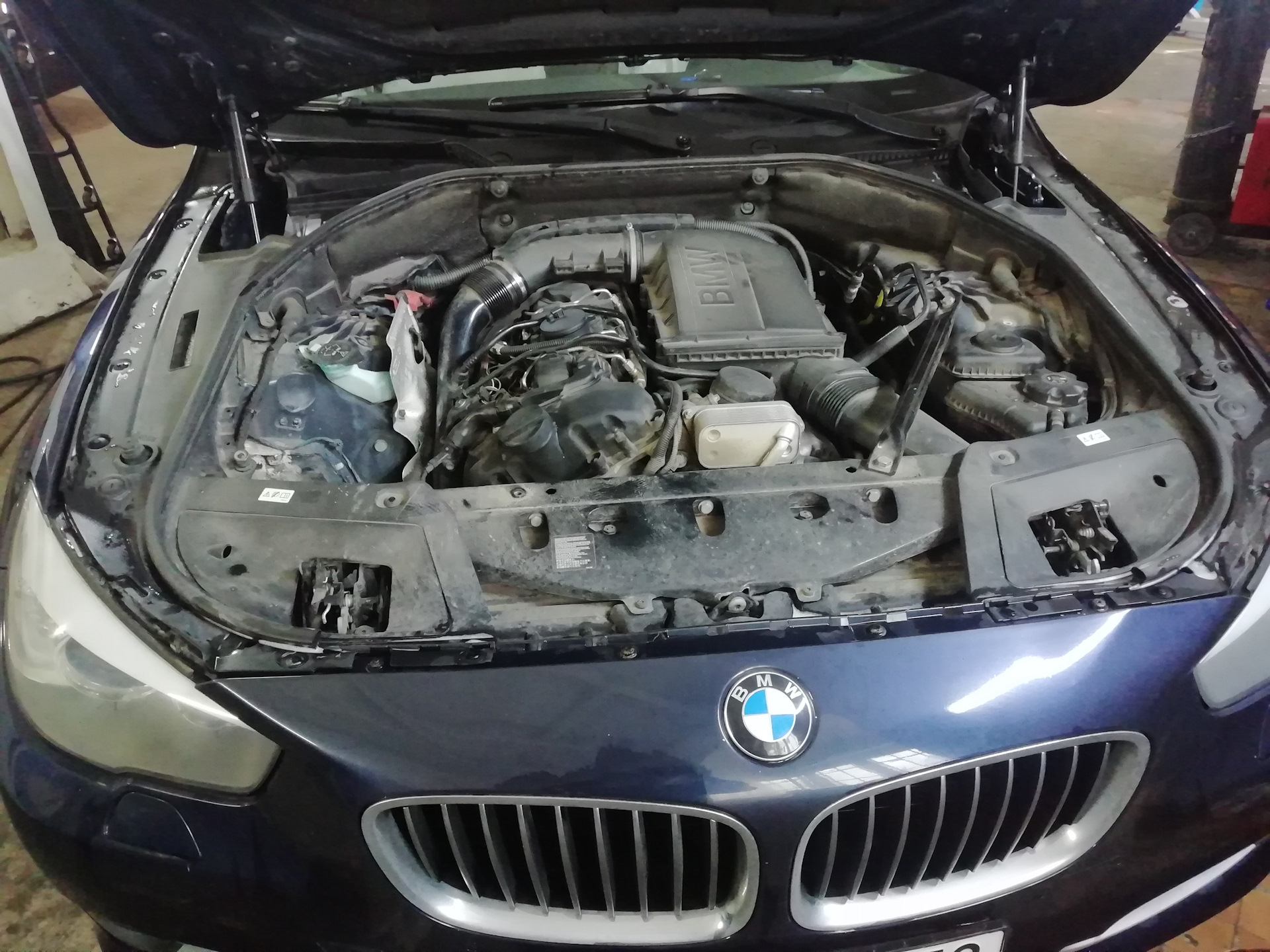 Стук в двигателе bmw n55